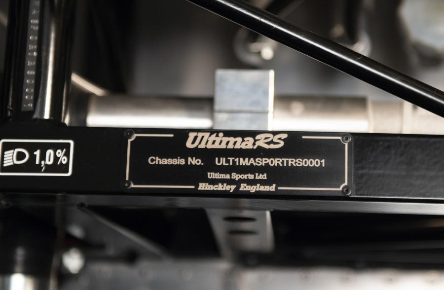 Моторный отсек Ultima RS 2019 года  (фото 25 из 40)